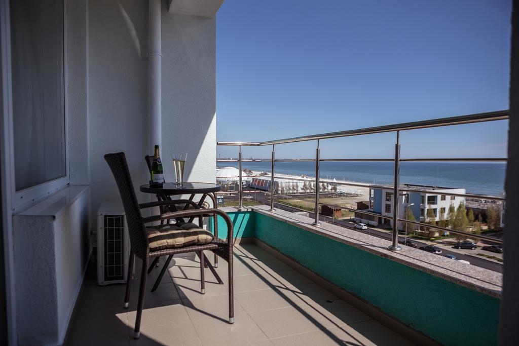 Oasis By The Sea - Summerland Apartment Mamaia Exteriér fotografie