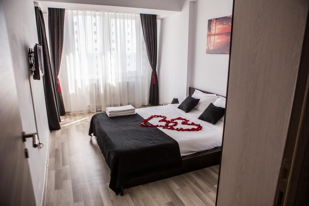 Oasis By The Sea - Summerland Apartment Mamaia Exteriér fotografie